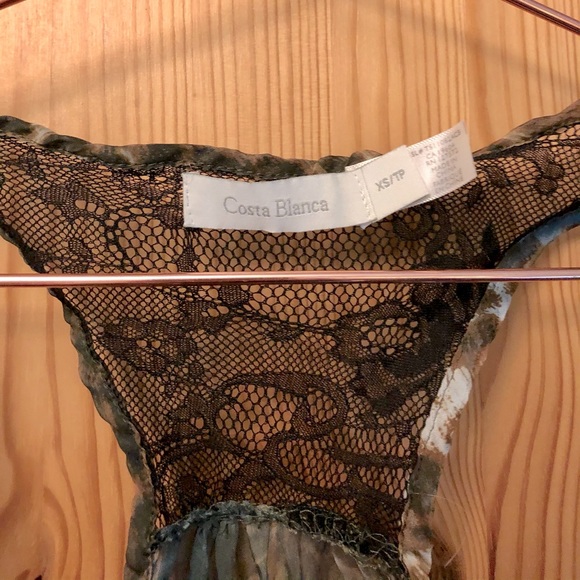 Costa Blanca Chiffon Sleeveless Top - Picture 3 of 4